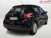 Käytetty Peugeot 208 82 HP (60 kW) 2015 Musta Viistoperä
