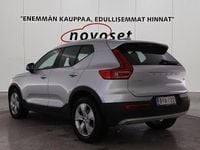 Käytetty Volvo XC40 Business Edition 150 HP (110 kW) 2018 Harmaa Katumaasturi