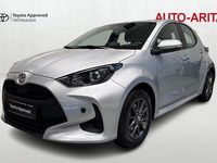 Käytetty Toyota Yaris Active 114 HP (83 kW) 2025 Hopea Viistoperä