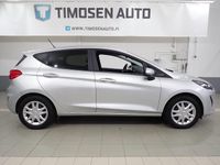 Käytetty Ford Fiesta Trend+ 125 HP (91 kW) 2000 Valkoinen Viistoperä