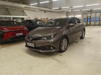 Käytetty Toyota Auris Active 98 HP (72 kW) 2018 Harmaa Viistoperä