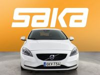 käytetty Volvo V40 D2 Momentum aut ** Webasto / Navi / KeyLessGo / Bluetooth / Suomi-auto / 2x renkaat **