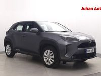 Käytetty Toyota Yaris Cross Active 116 HP (85 kW) 2023 Harmaa Katumaasturi