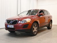 käytetty Volvo XC60 D5 AWD Summum aut ** Webasto / P-Kamera / Nahkasisusta / Vetokoukku / Suomi-auto **
