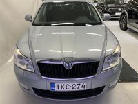 Käytetty Skoda Octavia Ambiente 105 HP (77 kW) 2011 Sininen Farmari