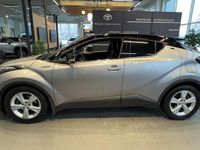 Käytetty Toyota C-HR Style 122 HP (89 kW) 2017 Hopea Katumaasturi