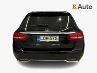 Käytetty Mercedes C180 Avantgarde 156 HP (114 kW) 2018 Musta Farmari