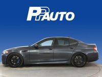 Käytetty BMW M5 2012 Harmaa Sedan