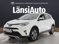 Käytetty Toyota RAV4 Hybrid Active 155 HP (114 kW) 2016 Katumaasturi