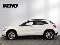 Käytetty Mercedes GLA180 Urban 122 HP (89 kW) 2016 Valkoinen Katumaasturi