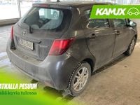 Käytetty Toyota Yaris Multidrive S 99 HP (72 kW) 2015 Hopea / harmaa Viistoperä