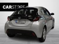 Käytetty Toyota Yaris Hybrid Active 116 HP (85 kW) 2021 Viistoperä