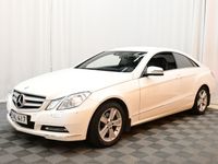 käytetty Mercedes E200 BE Coupé A Avantgarde Diamond White / ILS