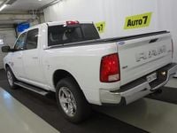 Käytetty Dodge Ram 401 HP (294 kW) 2020 Met. musta Nouto