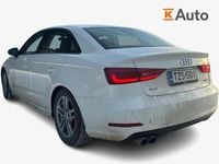 Käytetty Audi A3 Business 125 HP (91 kW) 2015 Valkoinen Sedan
