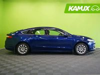 Käytetty Ford Mondeo Titanium 160 HP (117 kW) 2016 Sininen Viistoperä