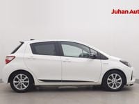 Käytetty Toyota Yaris Hybrid Sport 101 HP (74 kW) 2019 Valkoinen Viistoperä