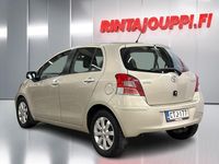 Käytetty Toyota Yaris Edition 101 HP (74 kW) 2010 Hopea Viistoperä