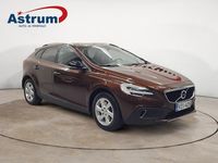 Käytetty Volvo V40 Business Edition 150 HP (110 kW) 2017 Punainen Viistoperä