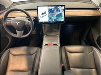 Käytetty Tesla Model Y 258 kW (351 HP) 2023 Katumaasturi