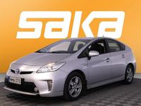 Käytetty Toyota Prius Active 99 HP (72 kW) 2015 Viistoperä