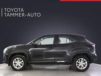 Käytetty Toyota Yaris Cross Active 116 HP (85 kW) 2024 Musta Katumaasturi