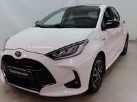 Käytetty Toyota Yaris Premium 114 HP (83 kW) 2021 Valkoinen Viistoperä