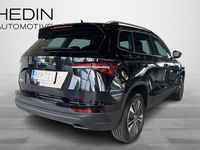Käytetty Skoda Karoq Style 150 HP (110 kW) 2025 Musta Katumaasturi