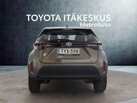 Käytetty Toyota Yaris Cross Active 116 HP (85 kW) 2024 Ruskea (beige) Katumaasturi