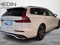 Käytetty Volvo V60 Business Edition 340 HP (250 kW) 2022 Farmari