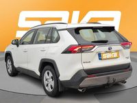 Käytetty Toyota RAV4 Hybrid Active 222 HP (163 kW) 2021 Katumaasturi