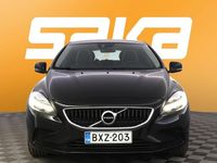 Käytetty Volvo V40 Business Edition 122 HP (89 kW) 2019 Viistoperä