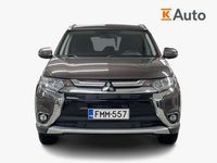 käytetty Mitsubishi Outlander 2,0 MIVEC Intense CVT 2WD p-kamera, lohkolämmitin sisäpistokkeella+puhallin