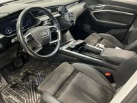 Käytetty Audi e-tron Advanced Plus 300 kW (408 HP) 2019 Hopea Katumaasturi