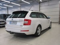 käytetty Skoda Octavia Combi 1,6 TDI Ambition.