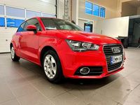 Käytetty Audi A1 Attraction 86 HP (63 kW) 2011 Punainen Viistoperä
