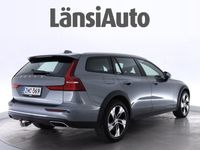 käytetty Volvo V60 CC D4 AWD Business aut /