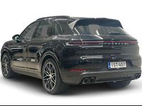 Käytetty Porsche Cayenne 471 HP (346 kW) 2025 Musta Katumaasturi