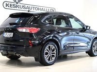 Käytetty Ford Kuga ST-Line X 190 HP (139 kW) 2022 Musta Katumaasturi