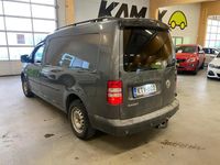 Käytetty VW Caddy 102 HP (75 kW) 2011 Hopea / harmaa Tila-auto