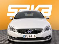 Käytetty Volvo V60 Business Edition 181 HP (133 kW) 2015 Farmari