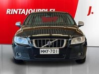 Käytetty Volvo V70 Momentum 175 HP (128 kW) 2010 Musta Farmari