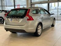 käytetty Volvo V60 D4 Momentum aut