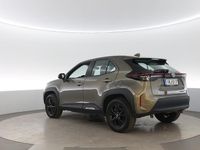 Käytetty Toyota Yaris Cross Active 116 HP (85 kW) 2023 Ruskea (beige) Katumaasturi
