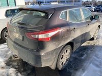 Käytetty Nissan Qashqai Acenta 116 HP (85 kW) 2015 Violetti Katumaasturi