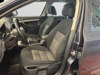 Käytetty Skoda Octavia Ambiente 105 HP (77 kW) 2012 Farmari