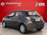Käytetty Toyota Yaris Hybrid Active 75 HP (55 kW) 2014 Harmaa Viistoperä