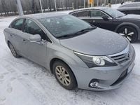 Käytetty Toyota Avensis Multidrive S 147 HP (108 kW) 2014 Harmaa Sedan