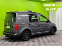 Käytetty VW Caddy 102 HP (75 kW) 2017 Hopea / harmaa Tila-auto