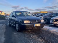 käytetty VW Bora 4D SEDAN 1.6-1J/250 HYVÄLLÄ HUOLTOKIRJALLA 0405528498